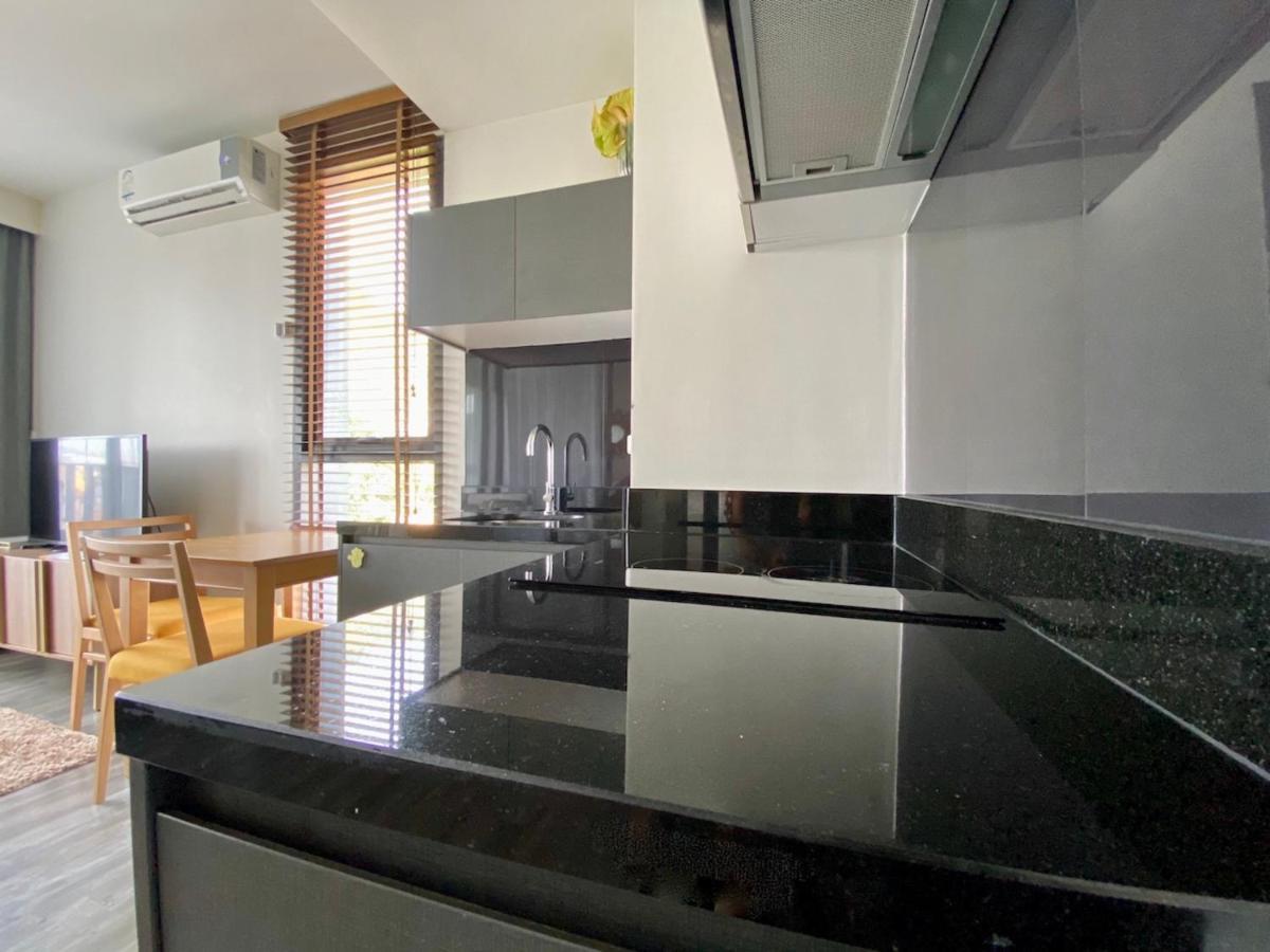 Modern Apartment 211 The Deck At Patong Exterior foto